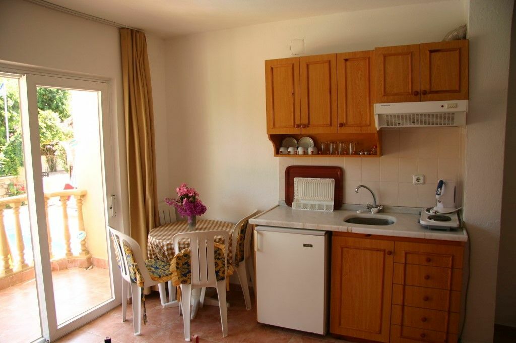 Hibiscus Apartments 马尔马里斯 外观 照片