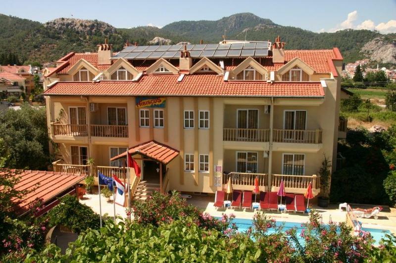 Hibiscus Apartments 马尔马里斯 外观 照片
